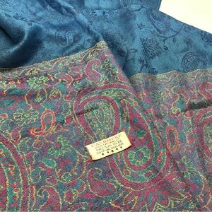 Women’s Cashmere scarf From Jerusalem Blue Pink GoldTones Beautiful 27’X68’